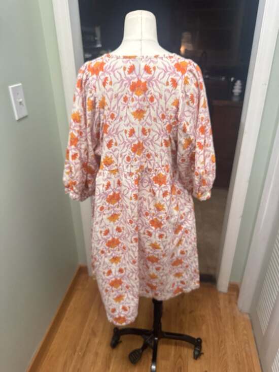 Universal Thread - Picture 4 of 8